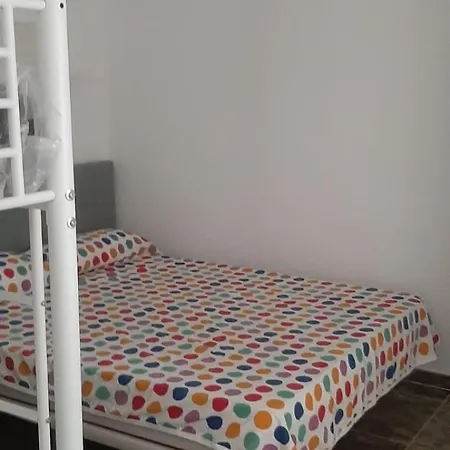 Feli 2 Hotell *